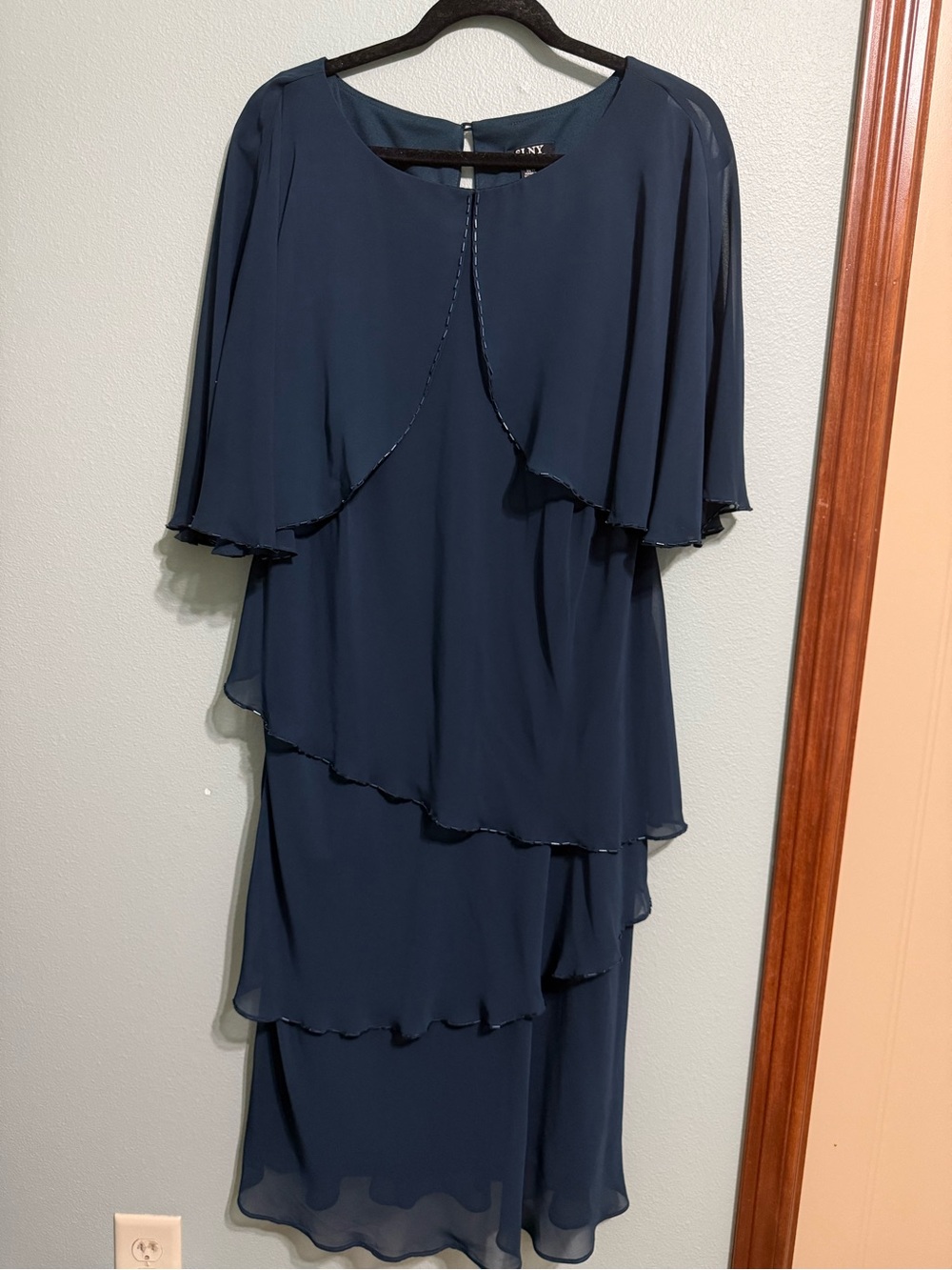 SLNY Teal Tiered Chiffon Capelet Dress 16W